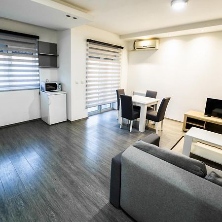 Ring Inn Apartments Obrenovac  Zewnętrze zdjęcie